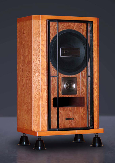 Акустические системы Maxonic в отделке "cherry" - вишня Акустические системы Maxonic в отделке "cherry" - вишня