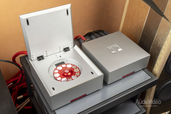 CD-проигрыватель Omega Audio Concepts