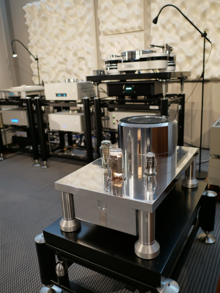 Ypsilon Electronics GM70